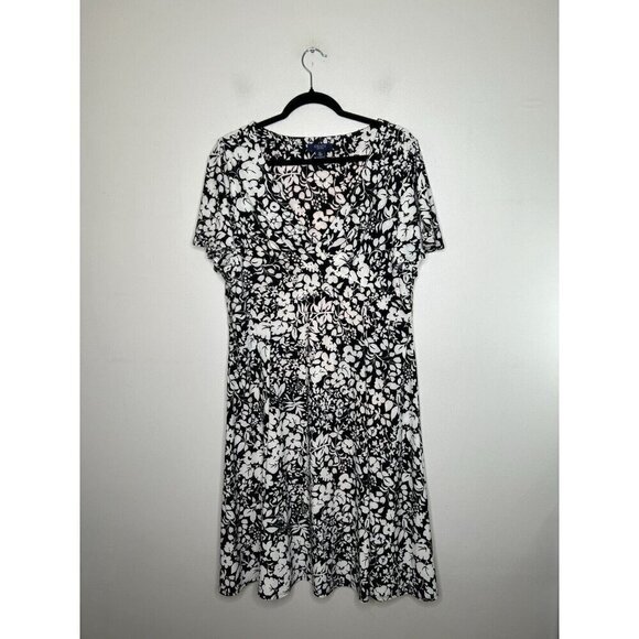 Chaps Woman Black Empire Waist  Fit & Flare Stretch Dress Short Sleeve Size XL - Picture 3 of 11